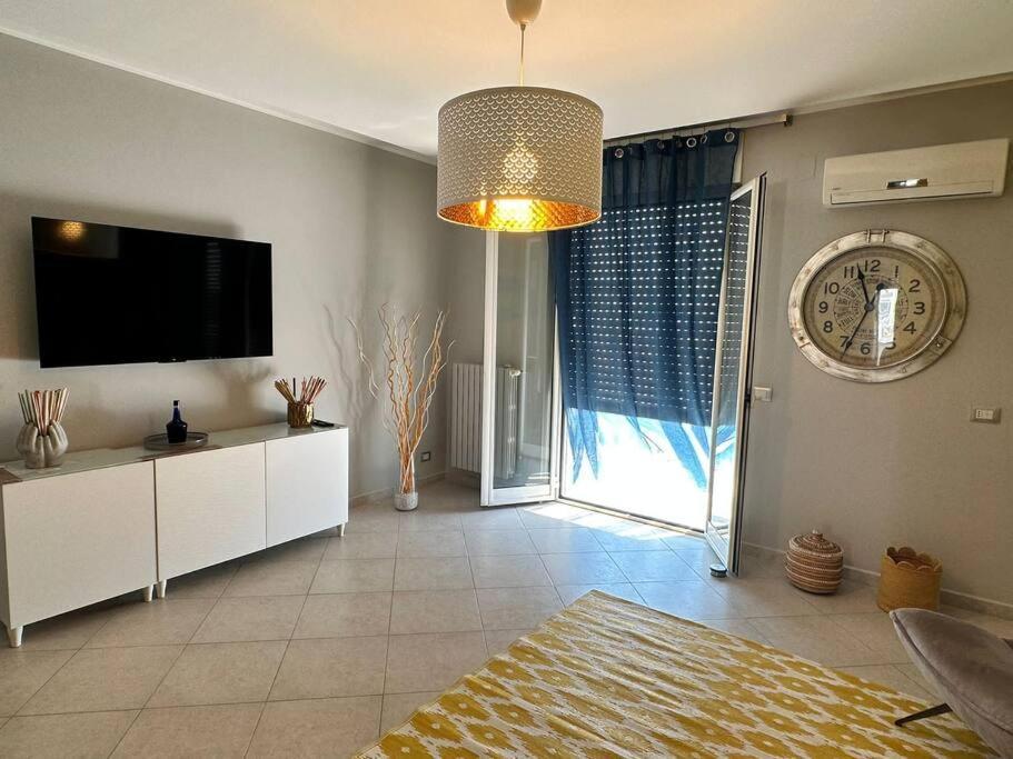 בארי Faro Sul Mare Luxury Apartment - Zona Fiera מראה חיצוני תמונה
